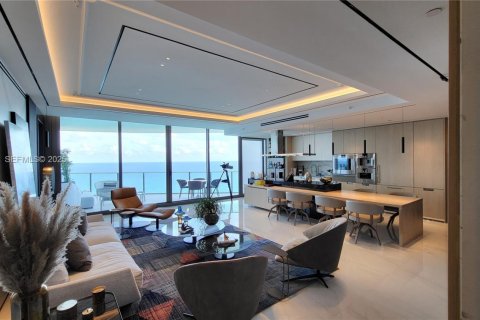 Купить кондоминиум в Санни-Айлс-Бич, Флорида 3 спальни, 198.53м2, № 1986382 - фото 4