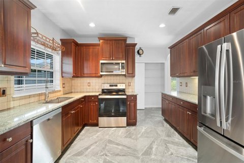 Купить виллу или дом в Дебари, Флорида 8 комнат, 245.45м2, № 1900446 - фото 10