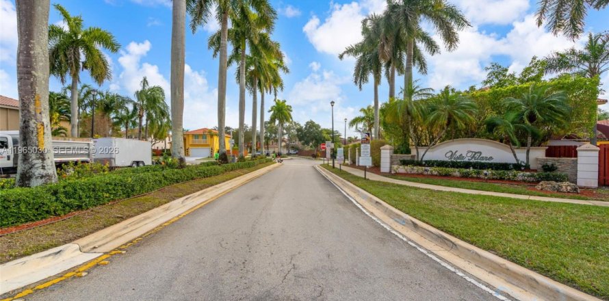 Дом в Дейви, Флорида 3 спальни, 138.05м2 № 2026889