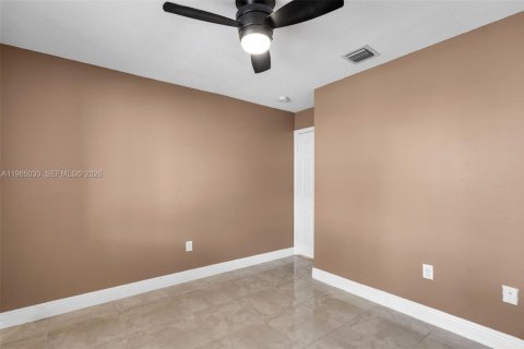 Купить виллу или дом в Дейви, Флорида 3 спальни, 138.05м2, № 2026889 - фото 22