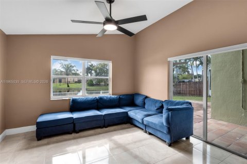 Купить виллу или дом в Дейви, Флорида 3 спальни, 138.05м2, № 2026889 - фото 13