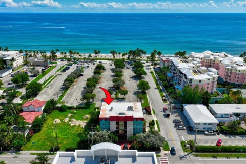 Condo in Deerfield Beach, Florida, 2 bedrooms  № 2389904