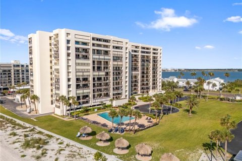 Condo in Clearwater, Florida, 2 bedrooms  № 2131273 - photo 6