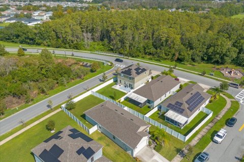 Villa ou maison à vendre à Kissimmee, Floride: 4 chambres, 182.09 m2 № 2212518 - photo 24