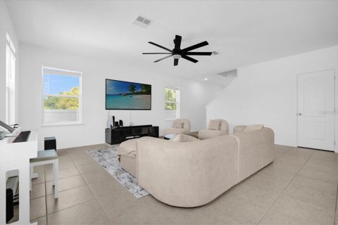 Villa ou maison à vendre à Kissimmee, Floride: 4 chambres, 182.09 m2 № 2212518 - photo 10