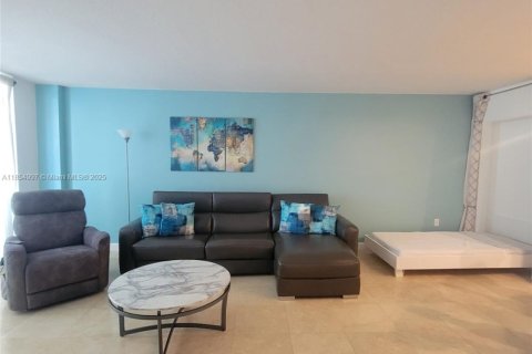 Купить кондоминиум в Майами-Бич, Флорида 1 спальня, 74.88м2, № 1960666 - фото 12