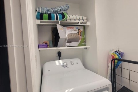 Купить кондоминиум в Майами-Бич, Флорида 1 спальня, 74.88м2, № 1960666 - фото 8