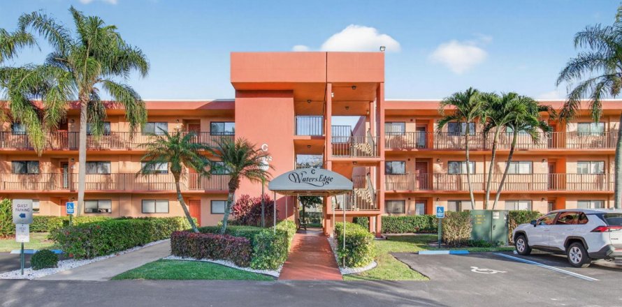Condo à Delray Beach, Floride, 2 chambres  № 2402052