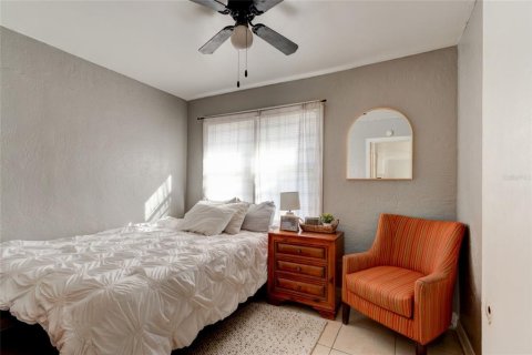 Villa ou maison à vendre à Daytona Beach, Floride: 4 chambres, 149.39 m2 № 2142938 - photo 8