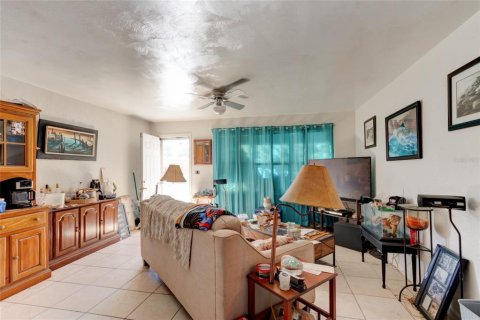 Villa ou maison à vendre à Daytona Beach, Floride: 4 chambres, 149.39 m2 № 2142938 - photo 9