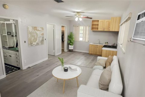 Commercial property in Hollywood, Florida 1 bedroom, 37.16 sq.m. № 2073393 - photo 6