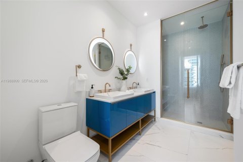 Купить кондоминиум в Майами, Флорида 1 спальня, 61.32м2, № 2090860 - фото 12
