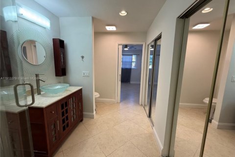 Villa ou maison à louer à Delray Beach, Floride: 4 chambres, 124.12 m2 № 1971186 - photo 6