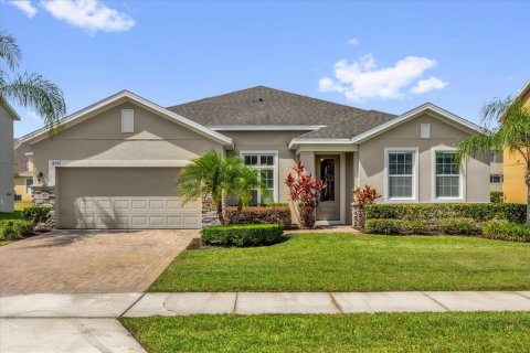 House in Winter Garden, Florida 4 bedrooms, 238.67 sq.m. № 1735252 - photo 1