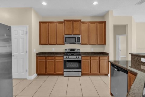 House in Winter Garden, Florida 4 bedrooms, 238.67 sq.m. № 1735252 - photo 12