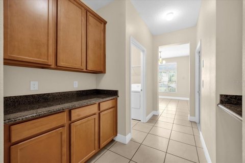 House in Winter Garden, Florida 4 bedrooms, 238.67 sq.m. № 1735252 - photo 14