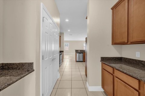 House in Winter Garden, Florida 4 bedrooms, 238.67 sq.m. № 1735252 - photo 15