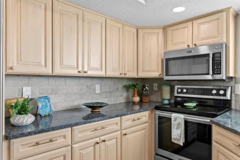 Condominio en venta en Redington Beach, Florida, 3 dormitorios, 153.29 m2 № 2213113 - foto 20