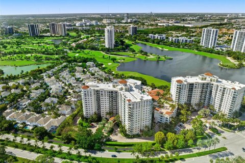 Купить кондоминиум в Авентура, Флорида 3 спальни, 148.64м2, № 2088997 - фото 26