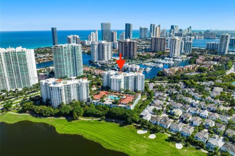 Купить кондоминиум в Авентура, Флорида 3 спальни, 148.64м2, № 2088997 - фото 24