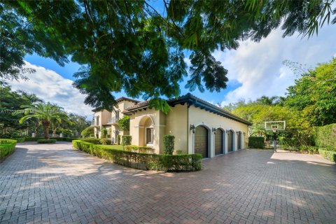 Villa ou maison à vendre à Pinecrest, Floride: 9 chambres, 755.85 m2 № 1764806 - photo 6