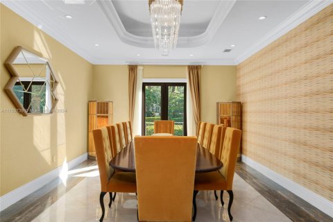 Villa ou maison à vendre à Pinecrest, Floride: 9 chambres, 755.85 m2 № 1764806 - photo 11