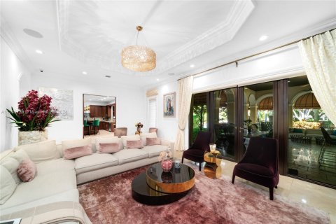 Villa ou maison à vendre à Pinecrest, Floride: 9 chambres, 755.85 m2 № 1764806 - photo 8