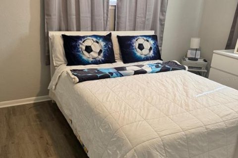 Casa en alquiler en Orlando, Florida, 3 dormitorios, 171.59 m2 № 1888549 - foto 8