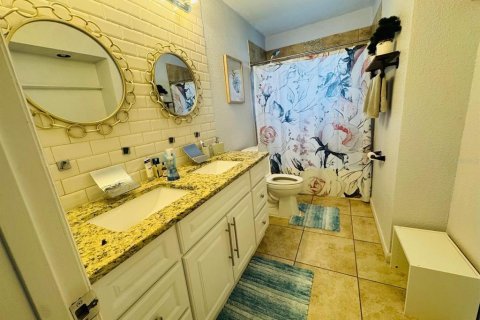 Casa en alquiler en Orlando, Florida, 3 dormitorios, 171.59 m2 № 1888549 - foto 13