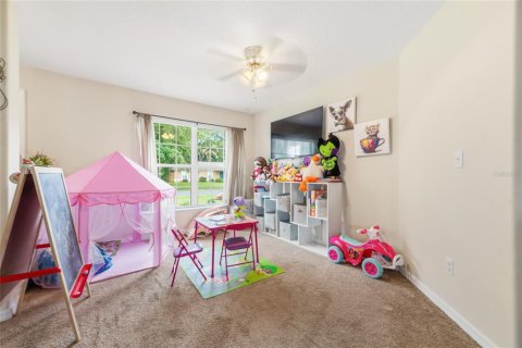 House in Palm Coast, Florida 4 bedrooms, 226.68 sq.m. № 2098276 - photo 8