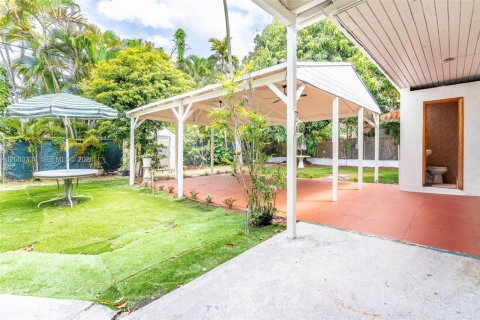 Купить виллу или дом в Майами, Флорида 2 спальни, 145.3м2, № 2066802 - фото 13