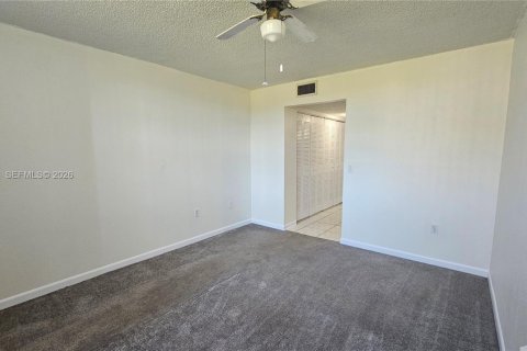 Copropriété à louer à Davie, Floride: 2 chambres, 92.9 m2 № 2042218 - photo 10