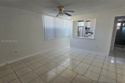 Copropriété à louer à Davie, Floride: 2 chambres, 92.9 m2 № 2042218 - photo 18