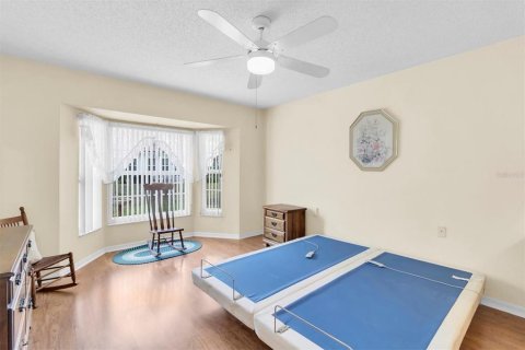 Condo in New Port Richey, Florida, 2 bedrooms № 2103474 - photo 16