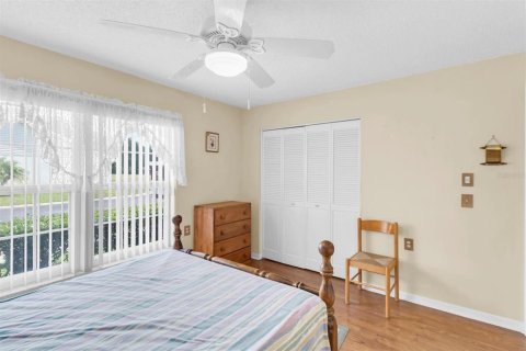 Condo in New Port Richey, Florida, 2 bedrooms № 2103474 - photo 22