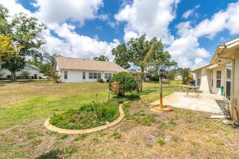 Condo in New Port Richey, Florida, 2 bedrooms № 2103474 - photo 25