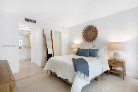 Снять в аренду кондоминиум в Майами-Бич, Флорида 1 спальня, 74.88м2, № 1943652 - фото 9