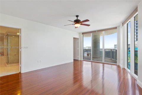 Condominio en alquiler en Hallandale Beach, Florida, 2 dormitorios, 165.55 m2 № 2053335 - foto 16