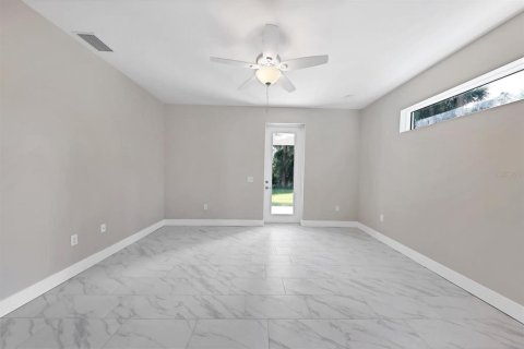 Casa en venta en North Port, Florida, 3 dormitorios, 141.49 m2 № 1435874 - foto 16