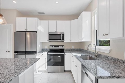 Casa en venta en North Port, Florida, 3 dormitorios, 141.49 m2 № 1435874 - foto 11