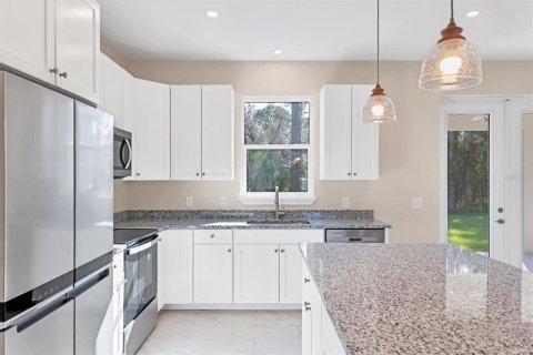 Casa en venta en North Port, Florida, 3 dormitorios, 141.49 m2 № 1435874 - foto 12