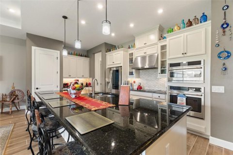 Casa en venta en Kissimmee, Florida, 3 dormitorios, 215.35 m2 № 1732604 - foto 4