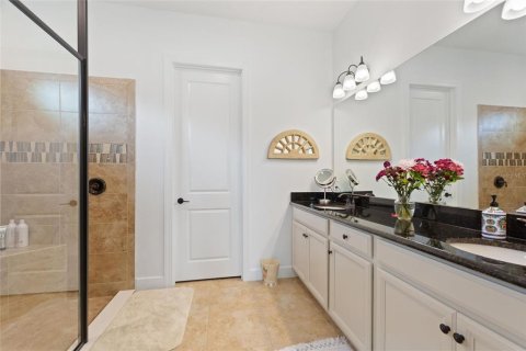 Casa en venta en Kissimmee, Florida, 3 dormitorios, 215.35 m2 № 1732604 - foto 22
