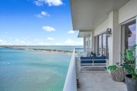 Купить кондоминиум в Майами, Флорида 2 спальни, 158.21м2, № 2005675 - фото 3