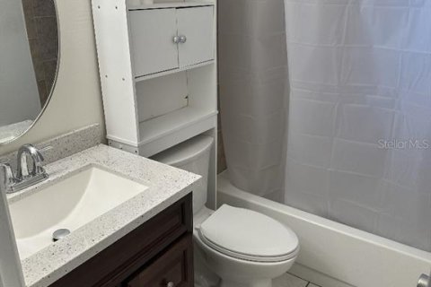 Villa ou maison à louer à Tampa, Floride: 3 chambres, 112.23 m2 № 2386322 - photo 13