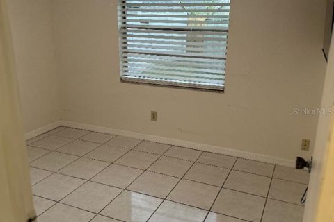 Villa ou maison à louer à Tampa, Floride: 3 chambres, 112.23 m2 № 2386322 - photo 10