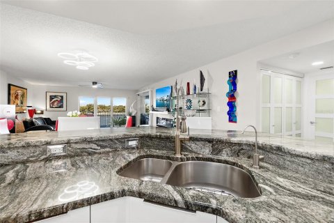 Copropriété à vendre à Daytona Beach, Floride: 2 chambres, 150.04 m2 № 1539150 - photo 30
