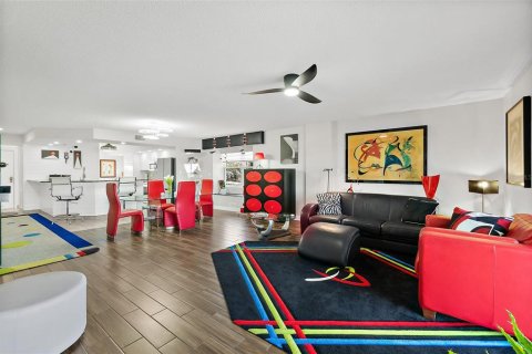 Copropriété à vendre à Daytona Beach, Floride: 2 chambres, 150.04 m2 № 1539150 - photo 10