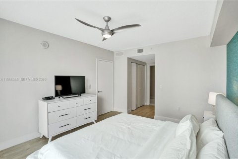 Copropriété à louer à Sunny Isles Beach, Floride: 2 chambres, 143.16 m2 № 2028945 - photo 23