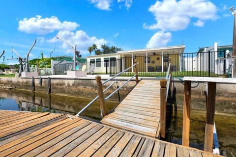 Villa ou maison à vendre à Hudson, Floride: 2 chambres, 89.93 m2 № 1853690 - photo 28